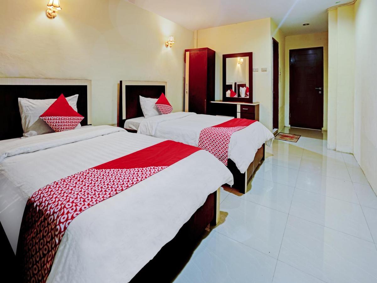 Oyo 90331 Hotel Toba Shanda Parapat Eksteriør billede