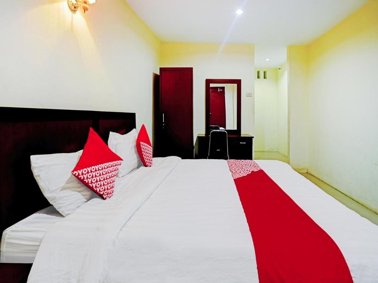 Oyo 90331 Hotel Toba Shanda Parapat Eksteriør billede